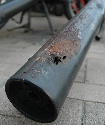 AUSPUFF_0001.jpg (132.49 KiB) 37234 mal betrachtet Austauschen oder Reparieren?