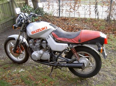 PICT2567.JPG (332.01 KiB) 7240 mal betrachtet Auf den ersten Blick chic - komplett und unverbastelt.